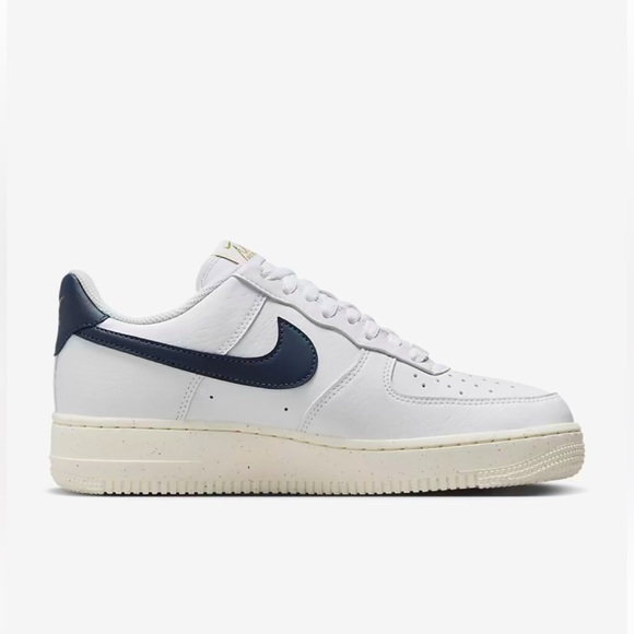 New Women’s Nike Air Force 1 ‘07 Next Nature Navy Blue Size 8.5 main image 0